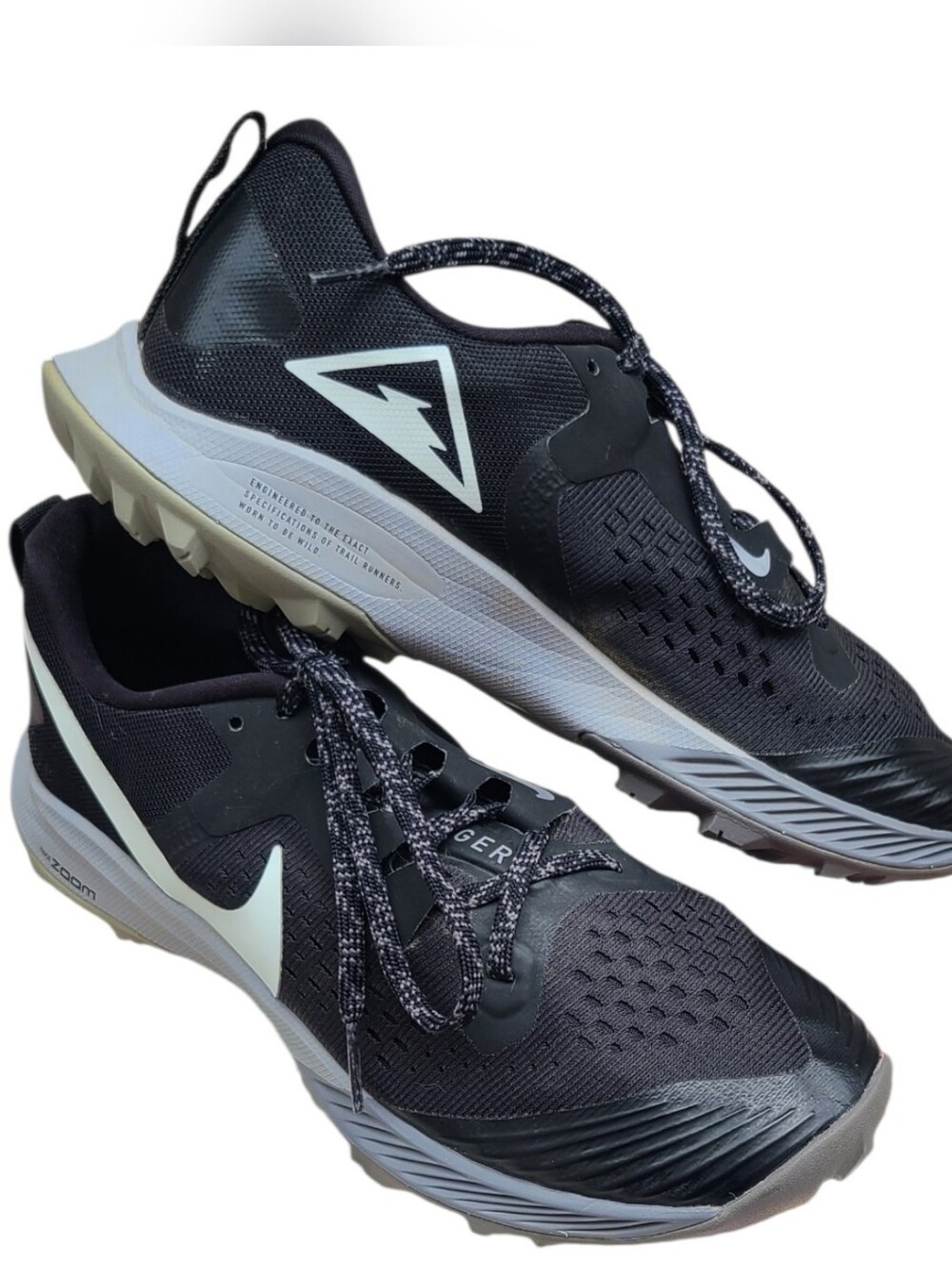 Nike Air Zoom Terra Kiger 5 Trail Running Shoe Womens Size 7.5